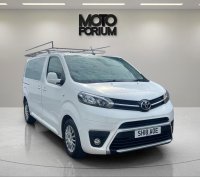 TOYOTA PROACE